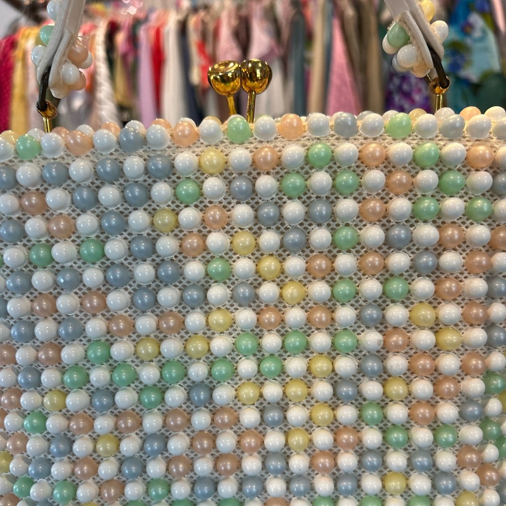 Mid Century Big Beaded Handbag - Picture 6 of 14